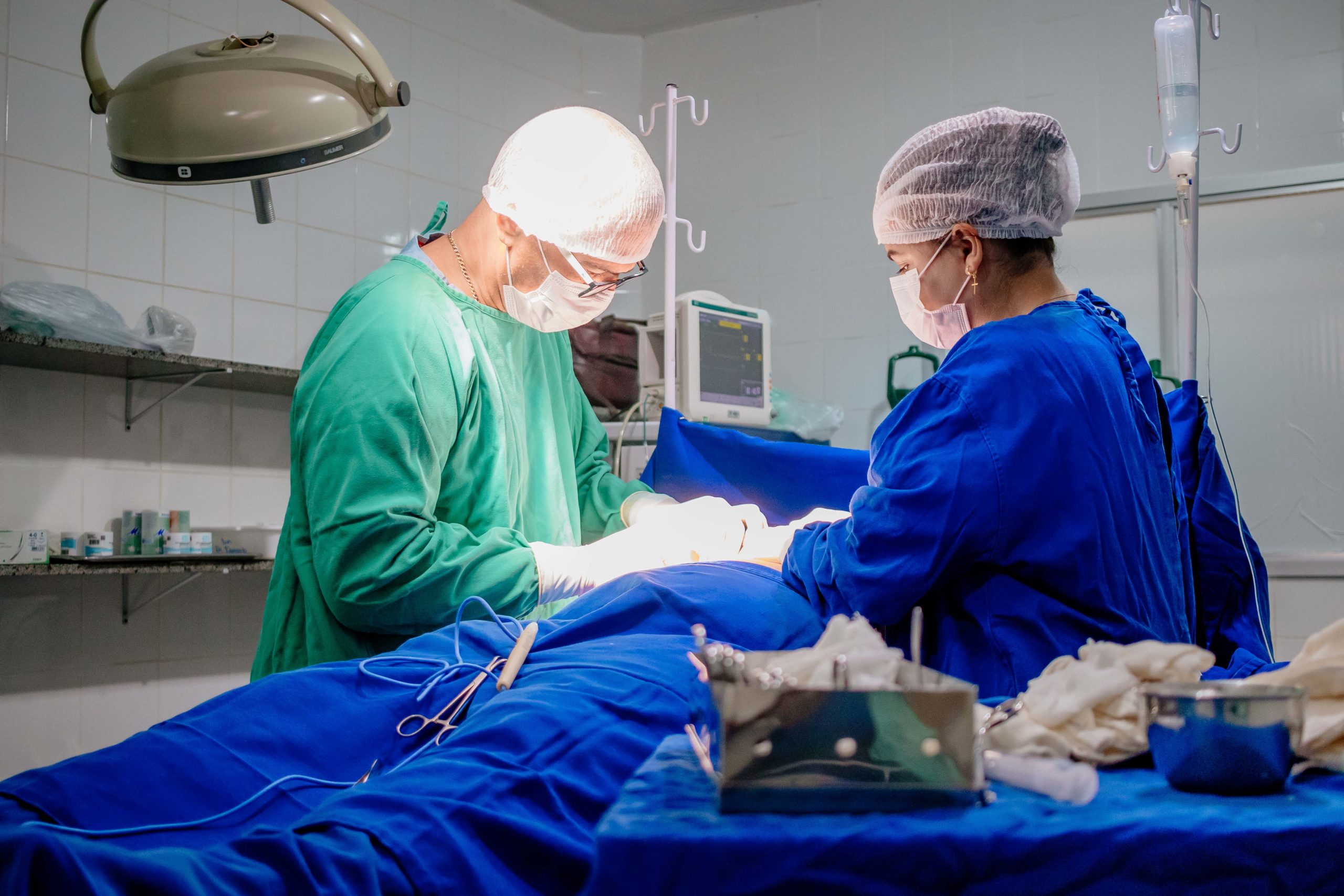 Prefeitura de Prado realiza cirurgia plástica de redução de mama no  Hospital Municipal Jonas Braga – Prefeitura de Prado