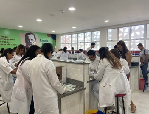 Secretaria de Saúde promove curso de capacitação em sutura para enfermeiros de Prado